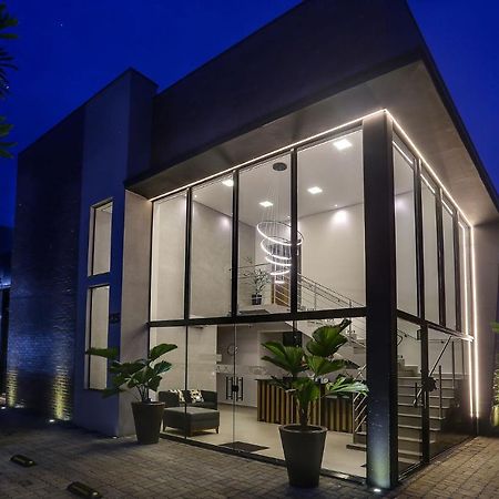 Hotel Flores De Holambra Ngoại thất bức ảnh